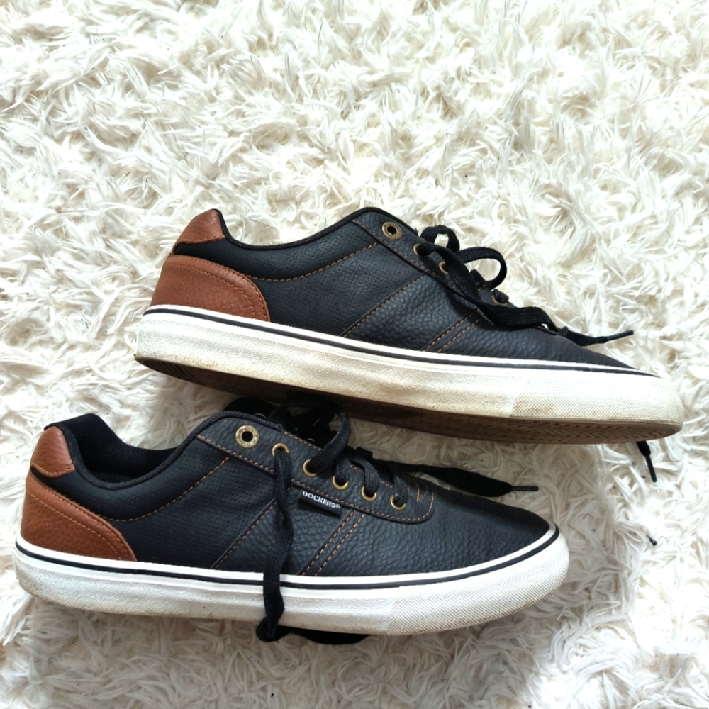 Men’s Dockers Sneakers Size 10